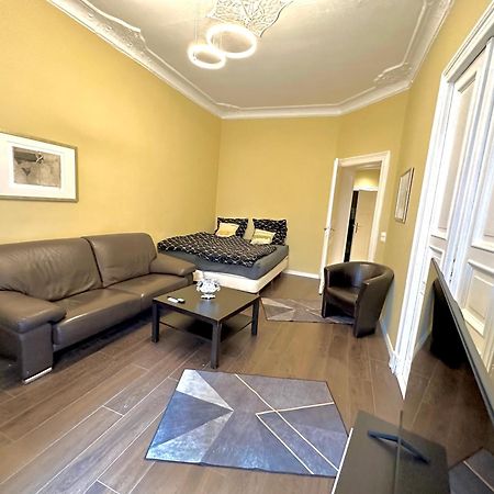 Schoenes Grosses Apartment Im Zentrum Berlins מראה חיצוני תמונה