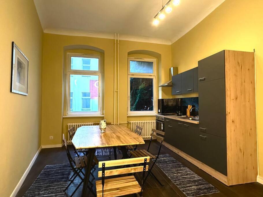 Schoenes Grosses Apartment Im Zentrum Berlins מראה חיצוני תמונה